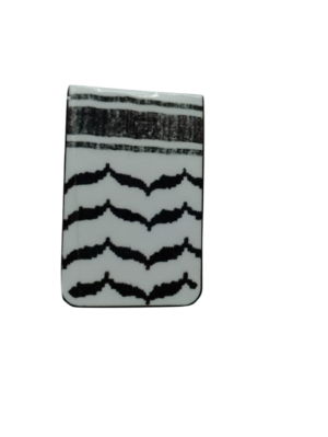 Marque-page magnétique Keffieh à rayures noires ondulées sur fond blanc. Un séparateur de livre magnétique et durable.
